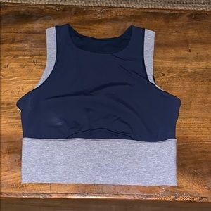 Lululemon tight crop never worn size 6